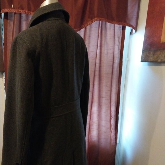 Kenneth Cole Reaction - Picture 3 of 10